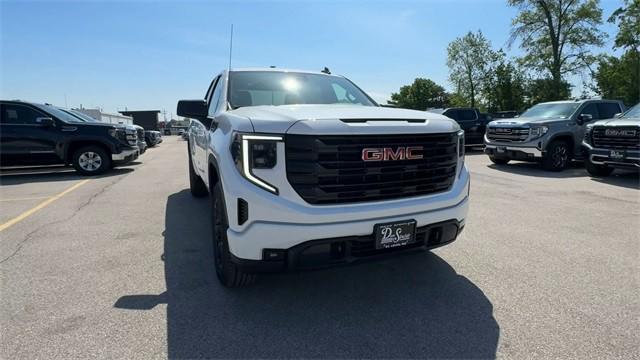 new 2025 GMC Sierra 1500 car, priced at $40,704