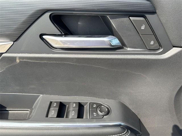 new 2026 GMC Acadia car, priced at $44,586