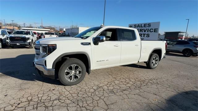 new 2025 GMC Sierra 1500 car, priced at $54,584