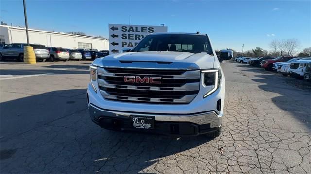 new 2025 GMC Sierra 1500 car, priced at $54,584