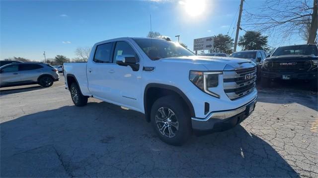 new 2025 GMC Sierra 1500 car, priced at $54,584