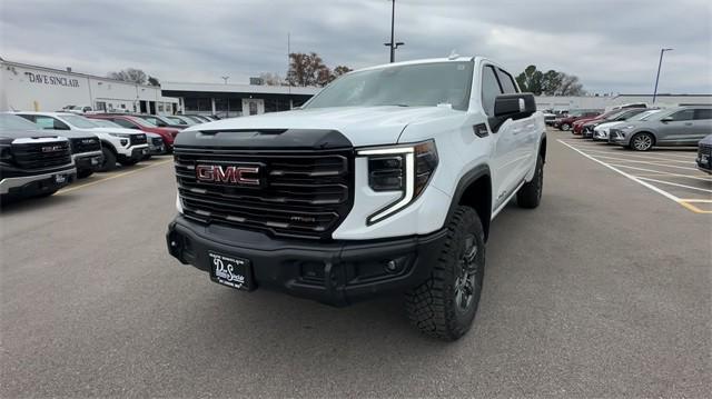 new 2025 GMC Sierra 1500 car, priced at $73,211