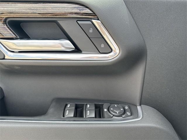 new 2025 GMC Sierra 1500 car, priced at $47,291