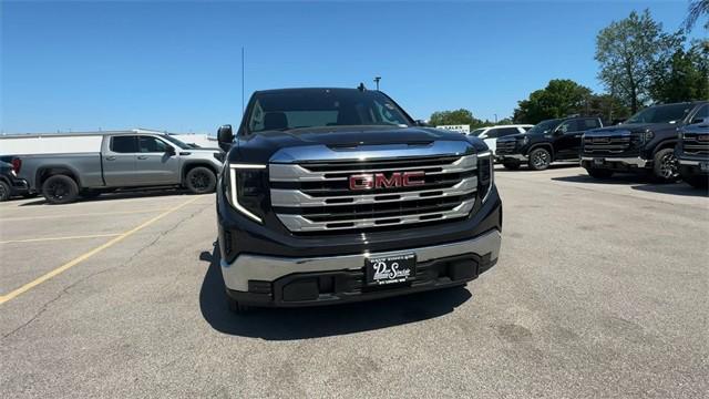 new 2025 GMC Sierra 1500 car, priced at $41,193