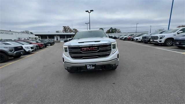 new 2025 GMC Sierra 1500 car, priced at $57,371