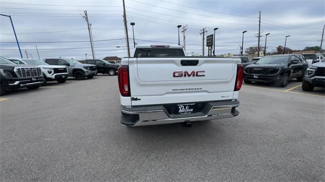 new 2025 GMC Sierra 1500 car, priced at $57,371