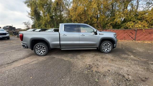 new 2025 GMC Sierra 1500 car, priced at $71,169