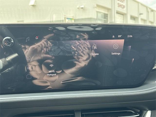 new 2025 Buick Envista car, priced at $26,777
