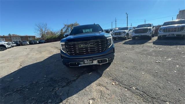 new 2025 GMC Sierra 1500 car, priced at $79,622