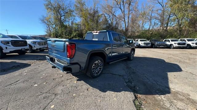 new 2025 GMC Sierra 1500 car, priced at $79,622