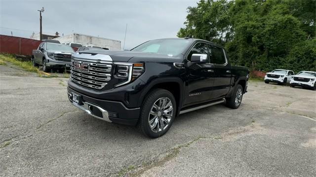 new 2025 GMC Sierra 1500 car, priced at $67,008