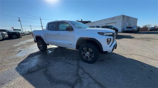 new 2024 GMC Canyon car, priced at $40,006