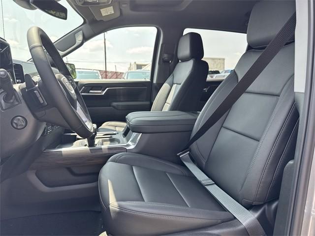 new 2025 GMC Sierra 1500 car, priced at $55,413