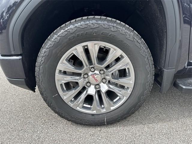 new 2025 GMC Sierra 1500 car, priced at $61,071