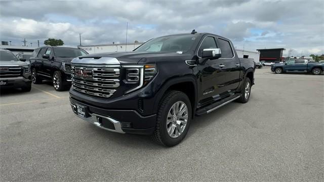 new 2025 GMC Sierra 1500 car, priced at $61,071