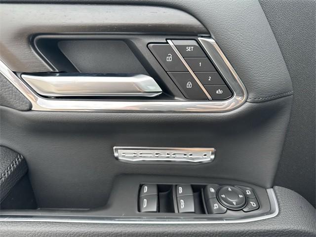 new 2025 GMC Sierra 1500 car, priced at $61,071