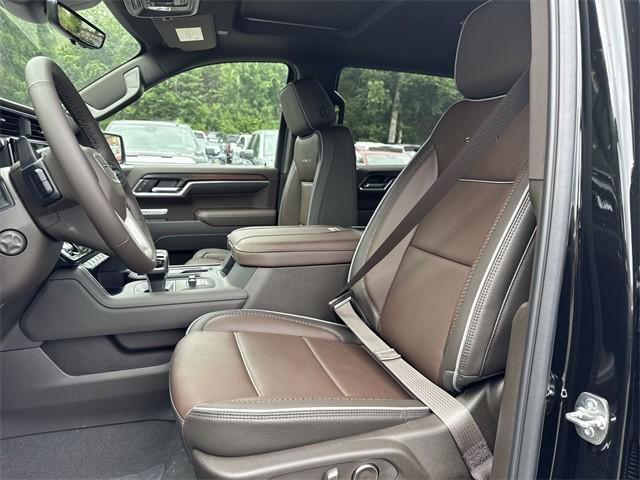 new 2025 GMC Sierra 1500 car, priced at $67,008