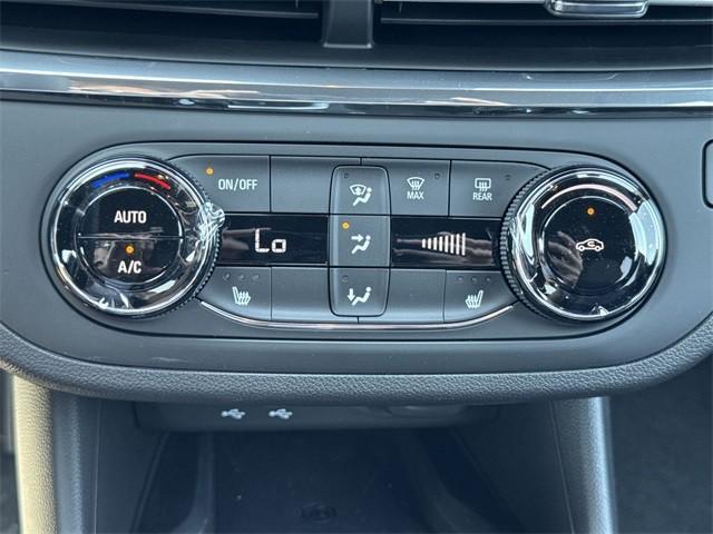 new 2025 Buick Envista car, priced at $25,737