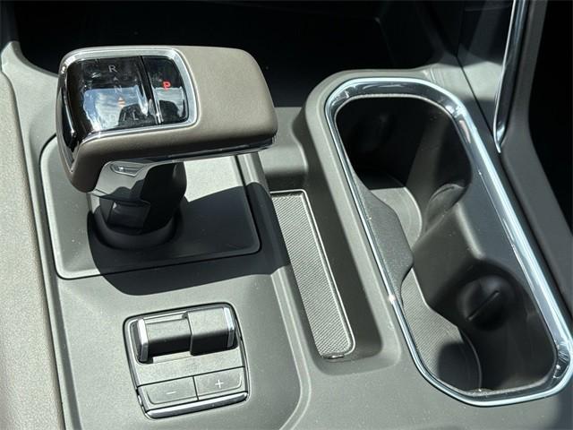 new 2025 GMC Sierra 1500 car, priced at $64,438