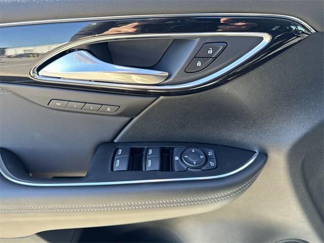 new 2024 Buick Envision car, priced at $28,854