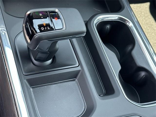 new 2025 GMC Sierra 1500 car, priced at $54,972