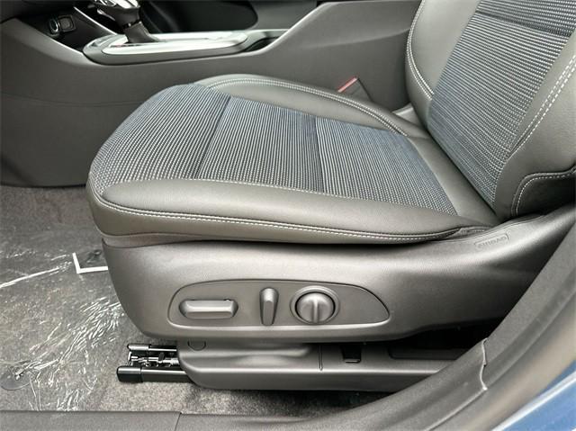 new 2025 Buick Envista car, priced at $26,481