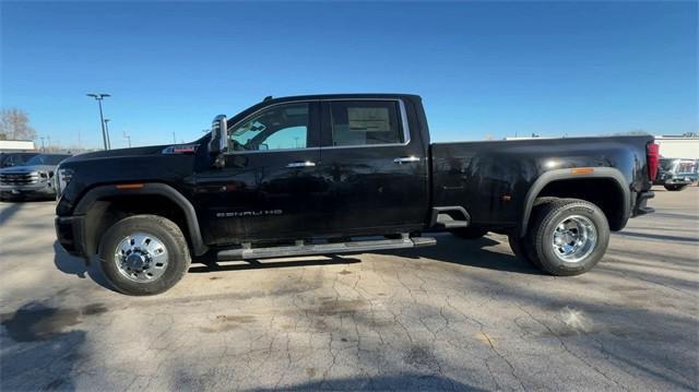 new 2025 GMC Sierra 3500 car, priced at $85,355