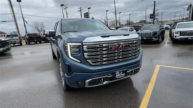 new 2025 GMC Sierra 1500 car, priced at $64,089