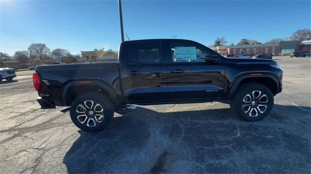 new 2024 GMC Canyon car, priced at $40,661