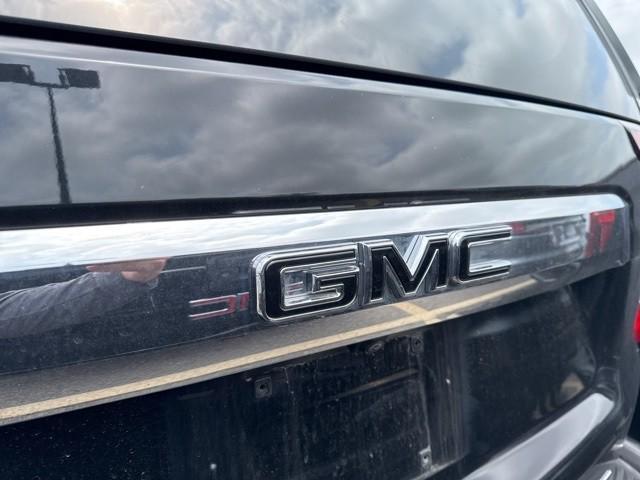 used 2023 GMC Yukon car, priced at $43,715