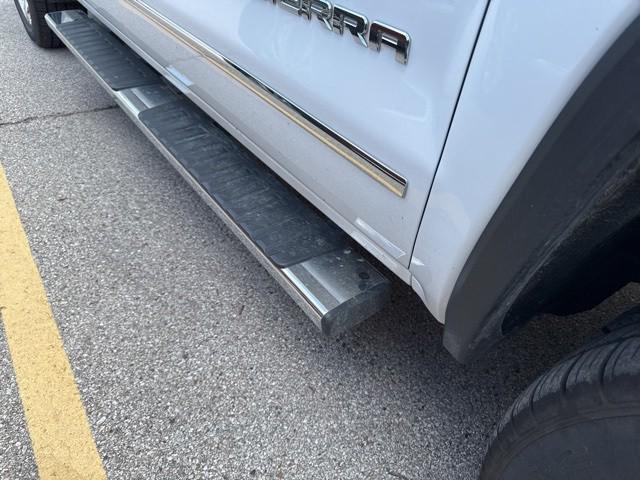 used 2018 GMC Sierra 1500 car, priced at $25,198