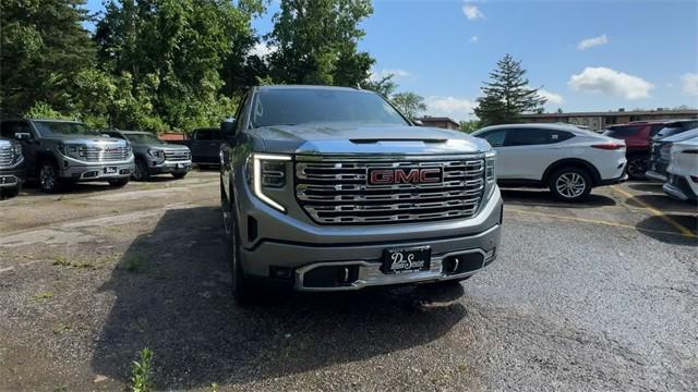 new 2025 GMC Sierra 1500 car, priced at $63,675