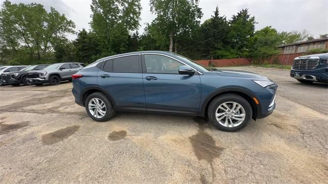 new 2025 Buick Envista car, priced at $26,777
