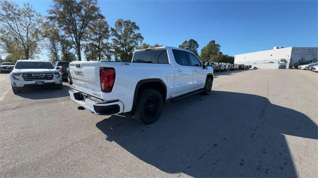 new 2025 GMC Sierra 1500 car, priced at $52,033