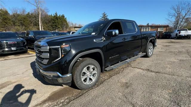 new 2025 GMC Sierra 1500 car, priced at $55,211