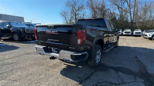 new 2025 GMC Sierra 1500 car, priced at $55,211