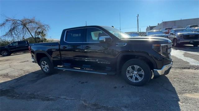 new 2025 GMC Sierra 1500 car, priced at $55,211