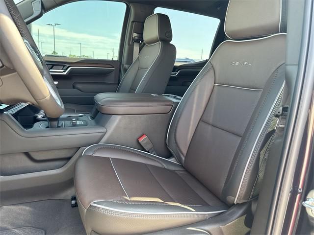new 2025 GMC Sierra 1500 car, priced at $77,892