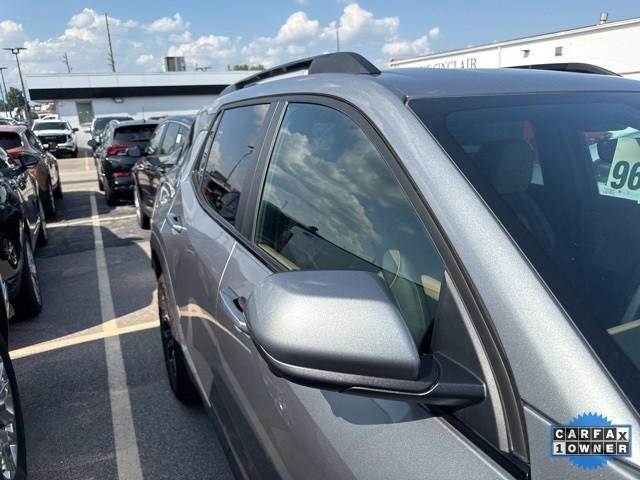 used 2025 Chevrolet Equinox car, priced at $31,288