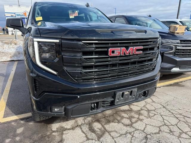 used 2022 GMC Sierra 1500 car, priced at $36,338