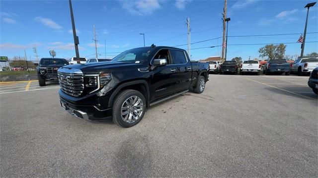 new 2025 GMC Sierra 1500 car, priced at $71,954