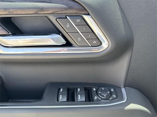 new 2025 GMC Sierra 1500 car, priced at $55,993