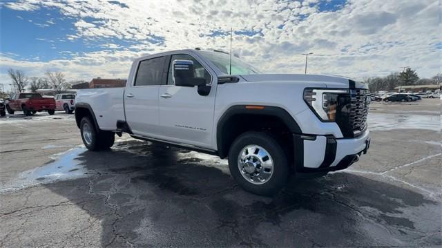 new 2025 GMC Sierra 3500 car, priced at $97,468