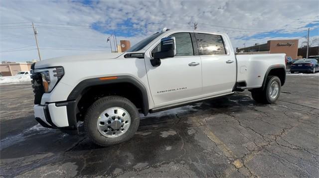 new 2025 GMC Sierra 3500 car, priced at $97,468