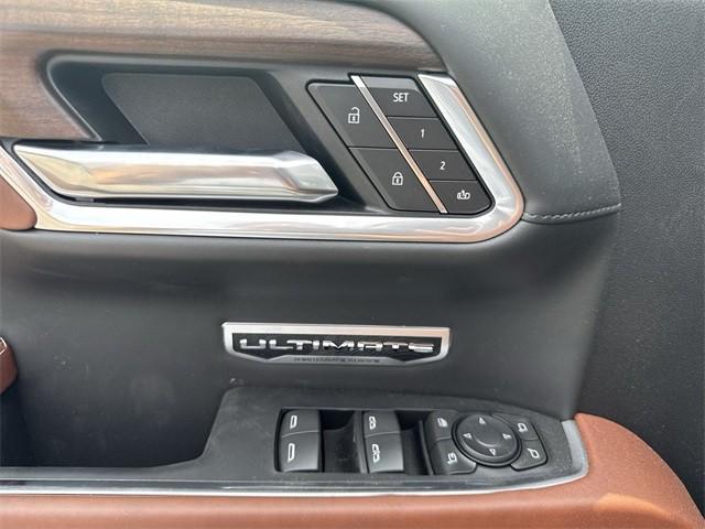 new 2025 GMC Sierra 1500 car, priced at $73,638