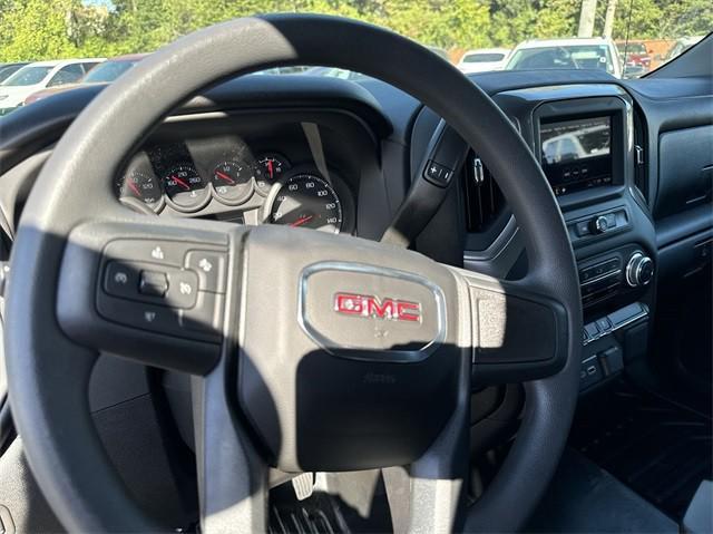 new 2025 GMC Sierra 1500 car, priced at $39,557