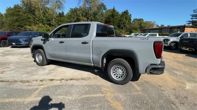 new 2025 GMC Sierra 1500 car, priced at $43,258