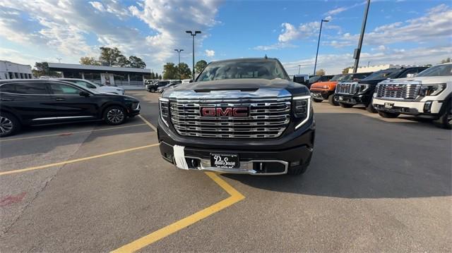 new 2025 GMC Sierra 1500 car, priced at $67,282