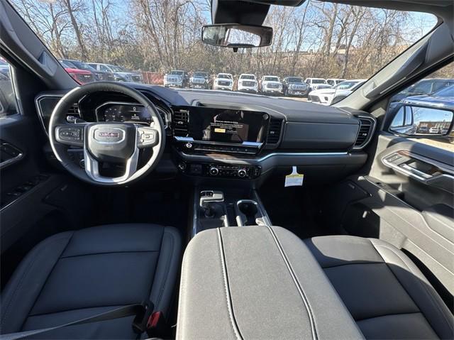 new 2025 GMC Sierra 1500 car, priced at $59,326