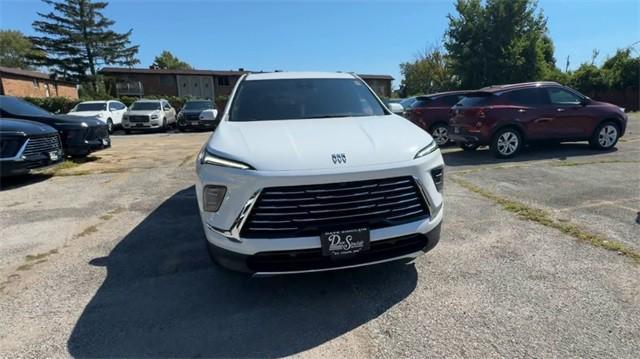 new 2025 Buick Enclave car, priced at $44,425